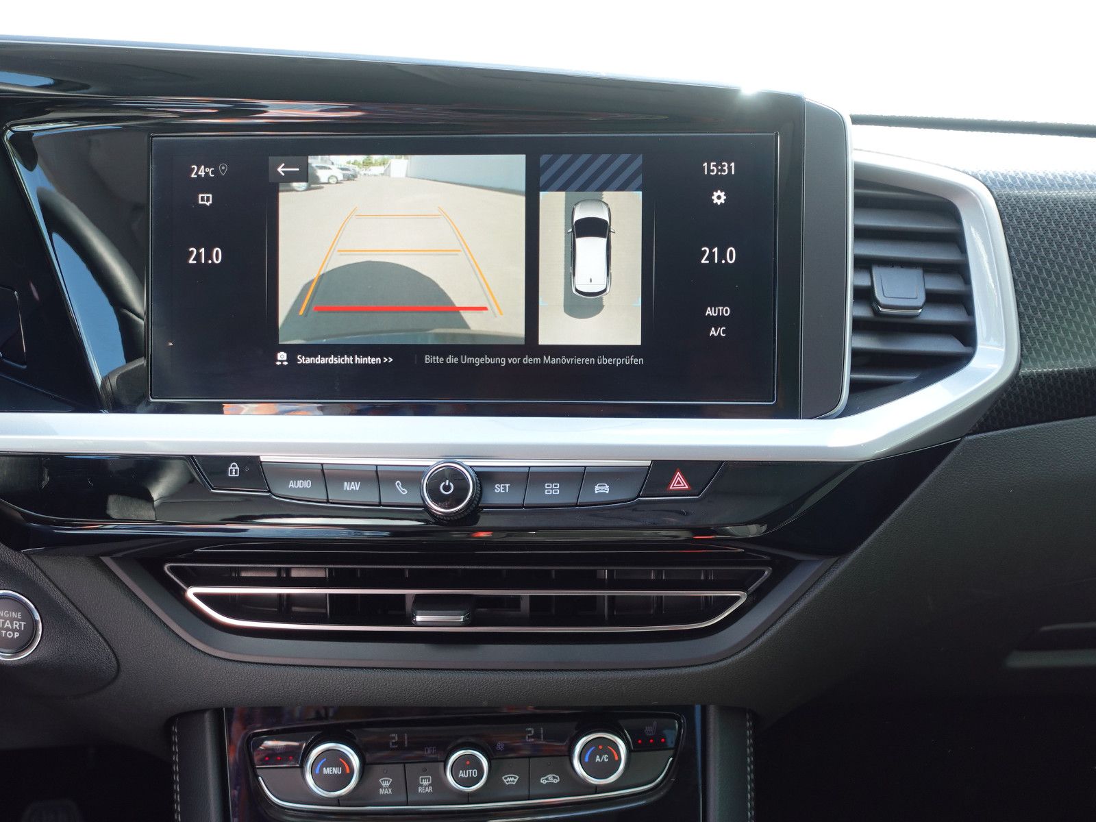 Fahrzeugabbildung Opel Grandland GS 1.2T,Navi,Kamera,Sitzhzg,PixelLED