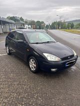 Ford Focus 1.4 Ambiente Ambiente - Ford Focus aus 2004: Ambiente