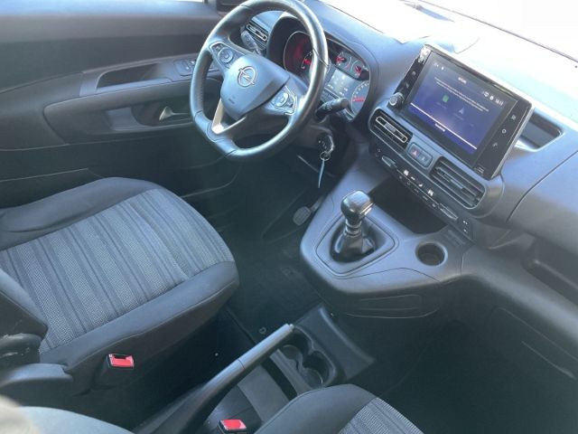 Fahrzeugabbildung Opel Combo Life 1.2 Turbo Edition Navi, Rückfahrkamer