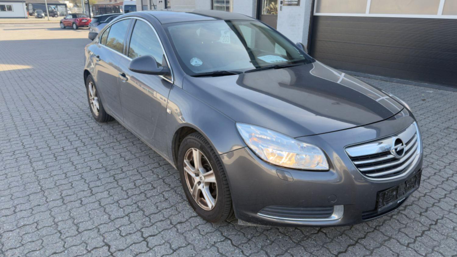 Opel Insignia 1.8 Cosmo TURBO