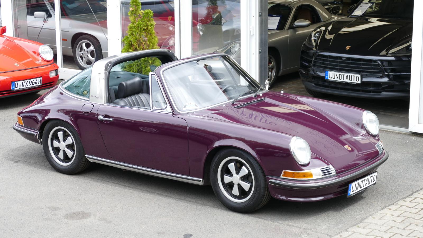 Porsche 911 T 2.4 Targa mit Öl-Klappe (selten)