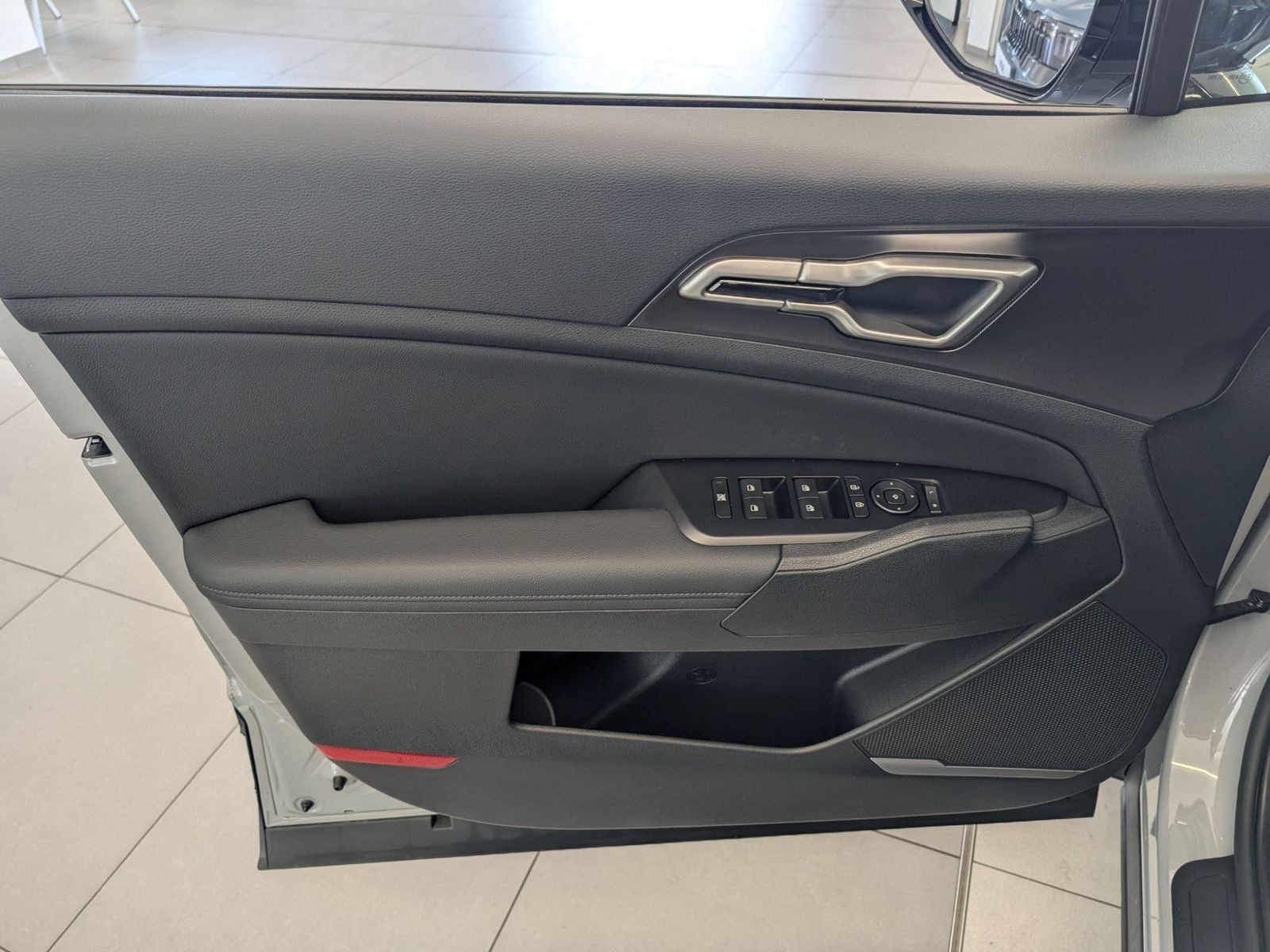 KIA Sportage 1.6 T-GDI 2WD DCT7 Black Edition – Bild 33