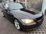 BMW E90 325i 2,5L*TÜVneu*Service*Navi*Sitz-H* - BMW 3er Reihe: E90