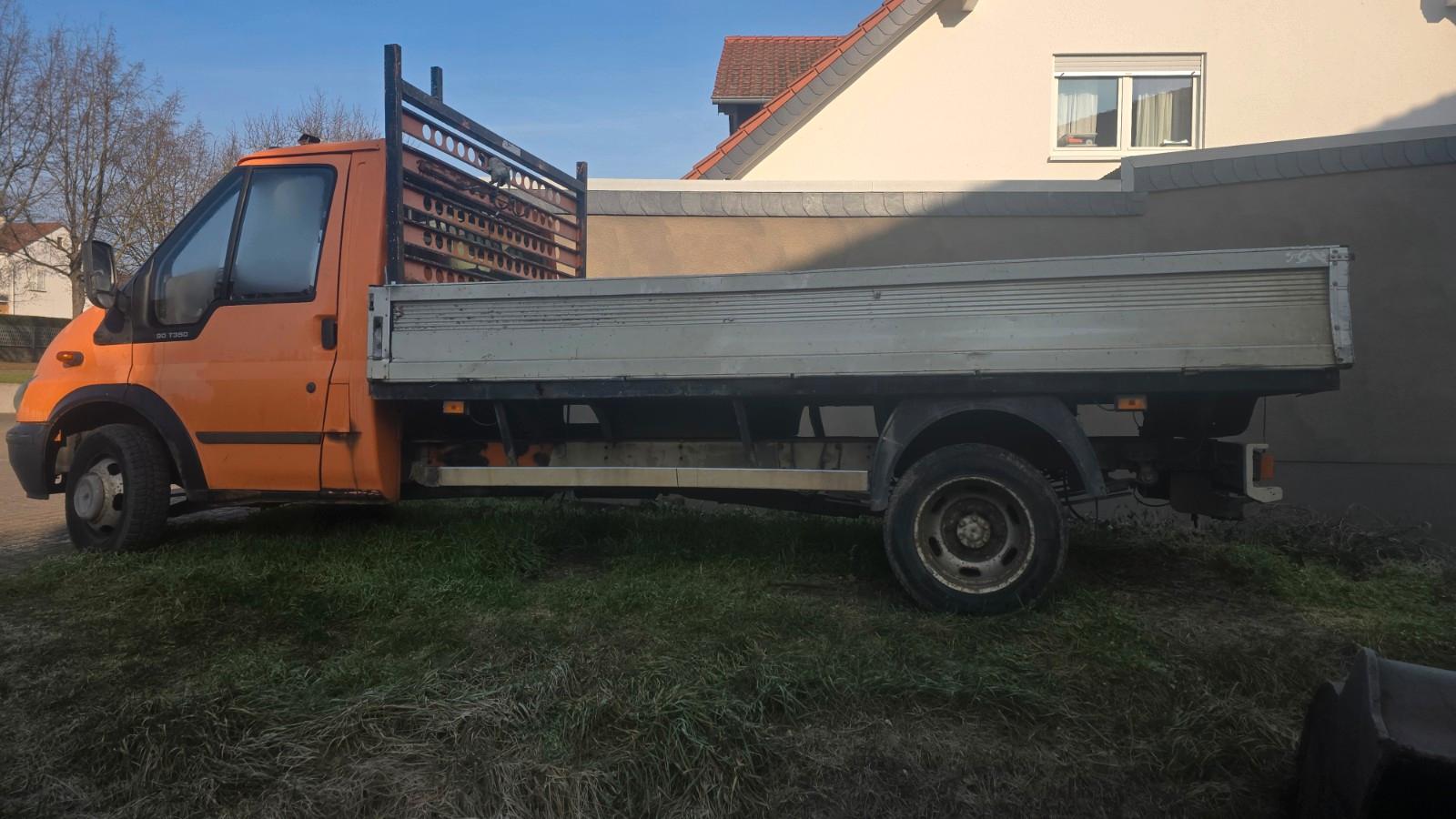 Ford Transit 2,4 Doppelreifen.