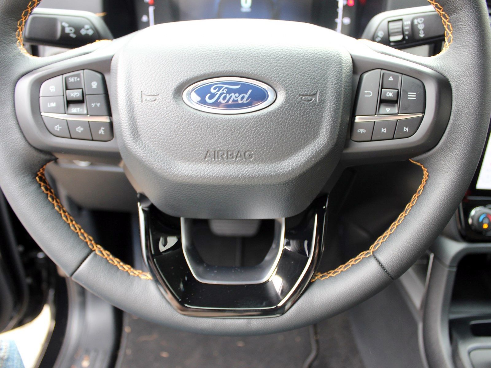 Fahrzeugabbildung Ford Ranger Wildtrak e-4WD Doppelkabine