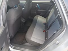 ë-C4 Limousine Feel 136 ë-C4 Limousine Feel 136