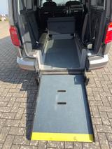 Volkswagen Caddy Maxi mit API Flex Rampe behindertengerecht - Volkswagen Caddy Maxi: Von Privat