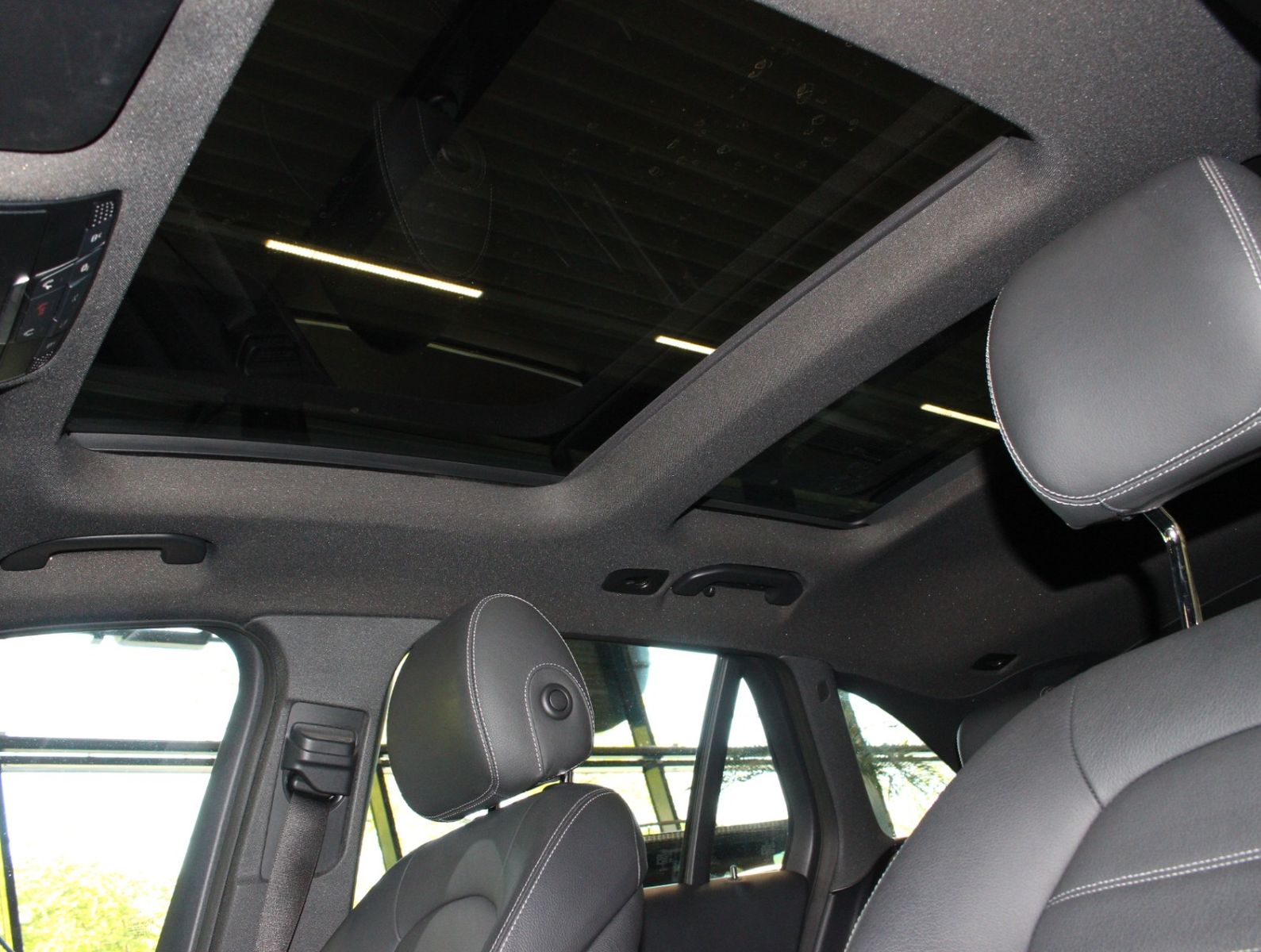 Fahrzeugabbildung Mercedes-Benz GLC 250 4MATIC AMG Line *PNRM*360 Kamera