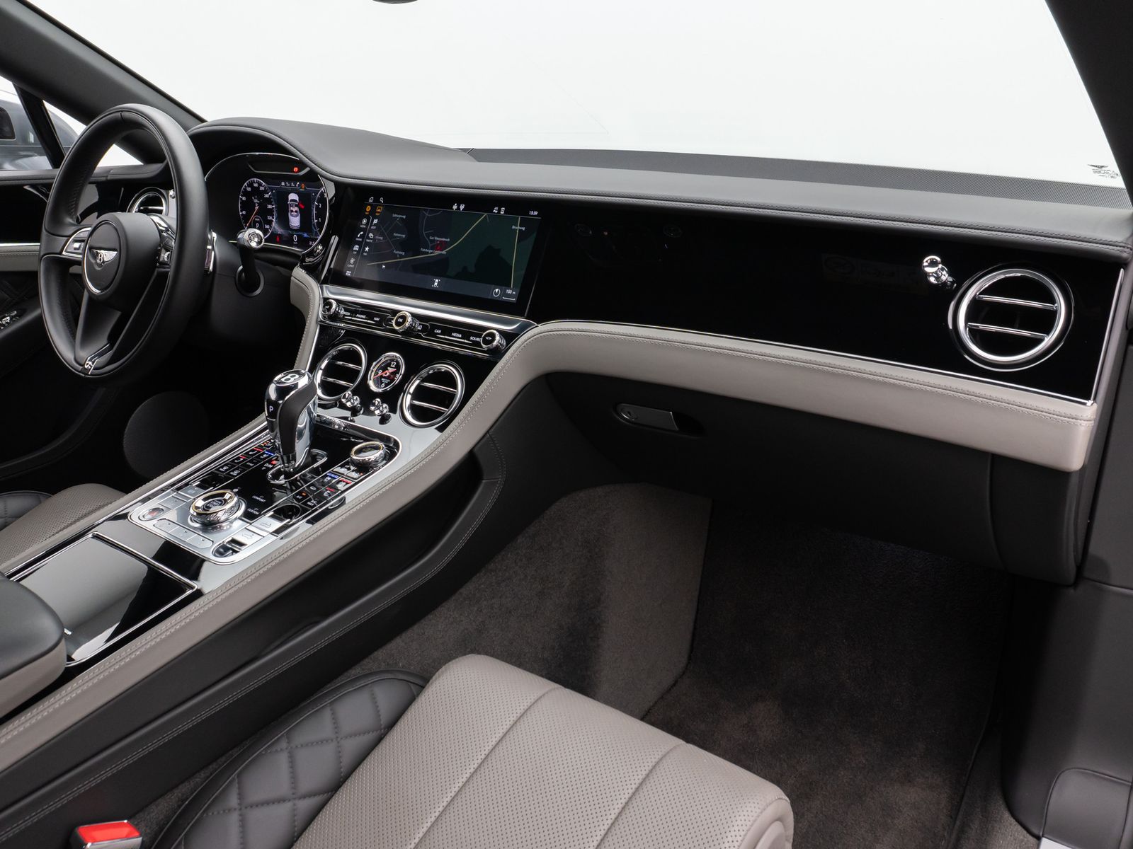 Fahrzeugabbildung Bentley Continental GTC W12 Mulliner 360°HUD NightVision