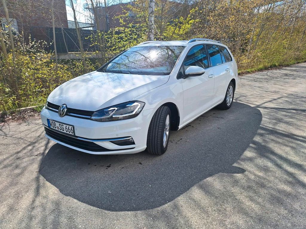 Image of Volkswagen Golf