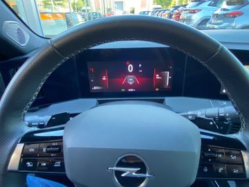 Bild 13 Opel ASTRA SPORTS TOURER ULTIMATE ACC NAVI KEYLESS
