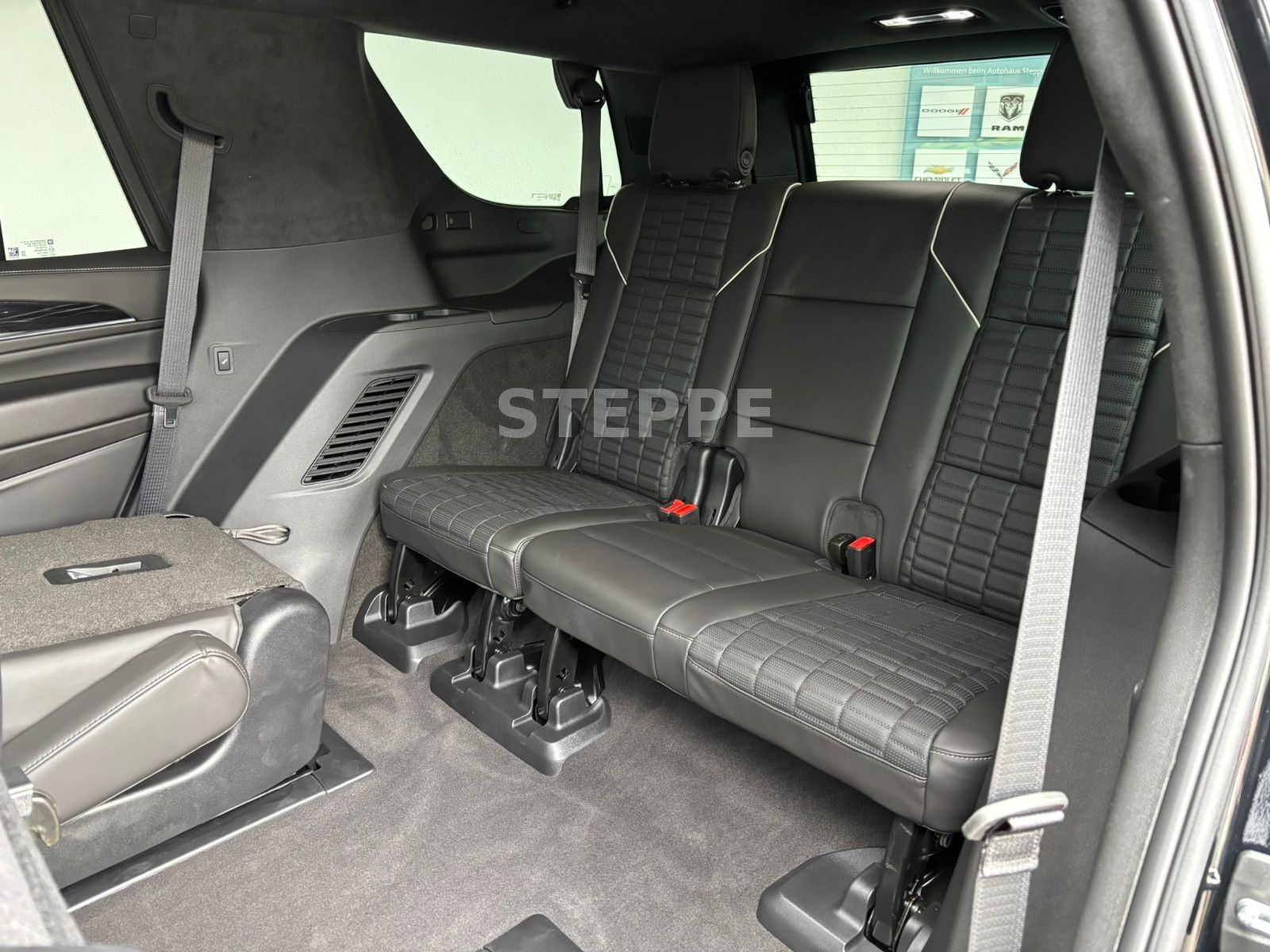 Cadillac Escalade V-Series 6.2 V8 Supercharged AWD