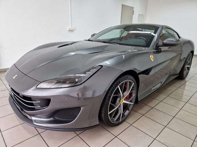 Ferrari Portofino 3.9 T V8 DCT Beifahrerdisplay Garantie