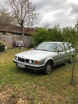 BMW Bmw E34 Touring 525 silver - BMW: Kombi, E34