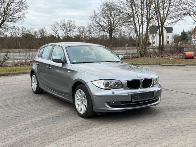 BMW 118i / 1.Hand, Klima, SHZ, Xenon, TÜV Neu