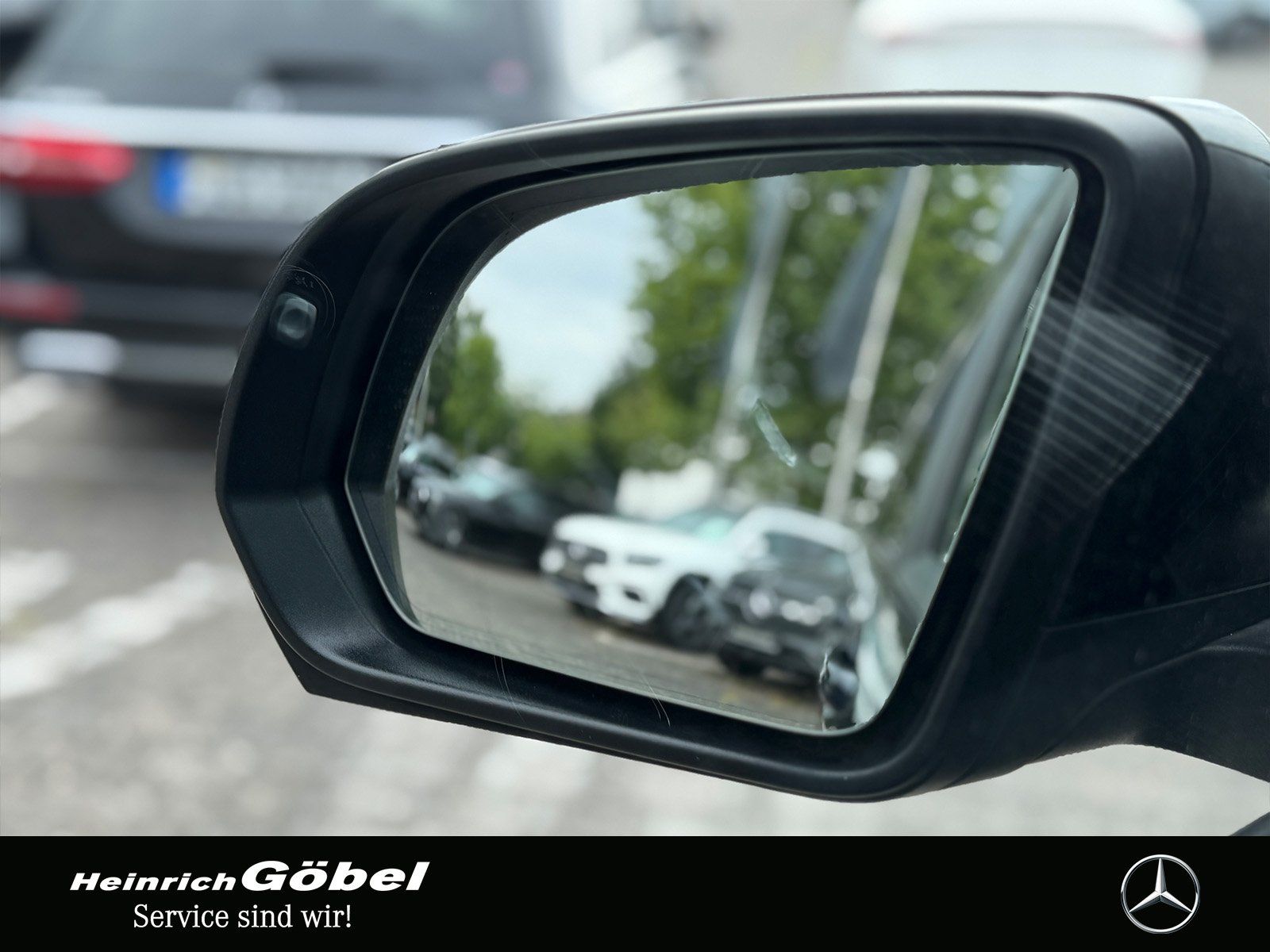 Fahrzeugabbildung Mercedes-Benz V 300 d Avantgarde Edition2020 4MA extralang