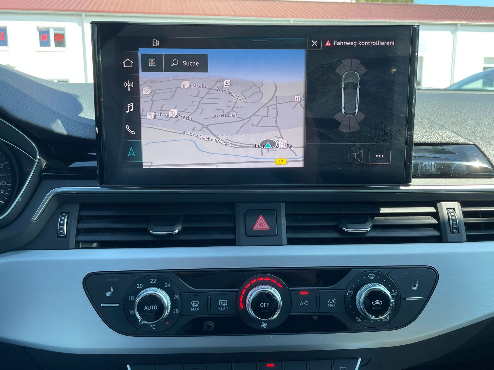 Fahrzeugabbildung Audi A4 2.0 TDI S-LINE MATRIX LED/TEMP/NAVI/SOUND DSP