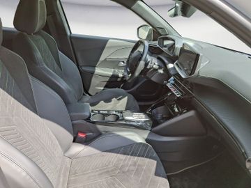 Peugeot 2008 - 8