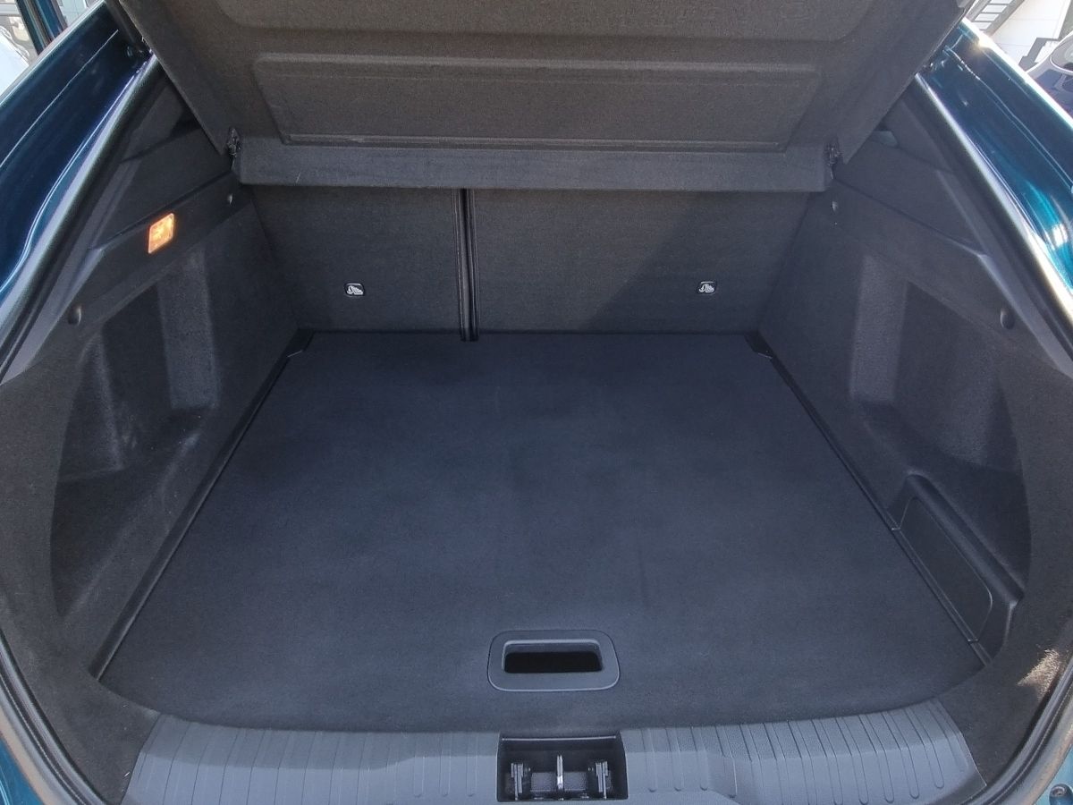 Fahrzeugabbildung Renault Arkana R.S. LINE E-TECH 145