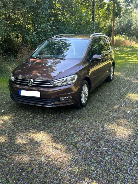 Image of Volkswagen Touran