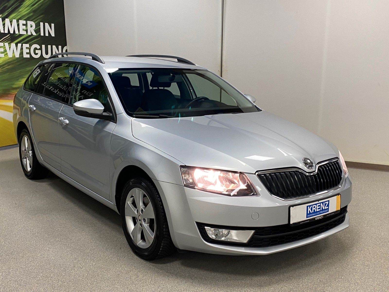 Fahrzeugabbildung SKODA Octavia 2.0 TDI Combi+NAVIGATION+ALU+ALLWETTER++