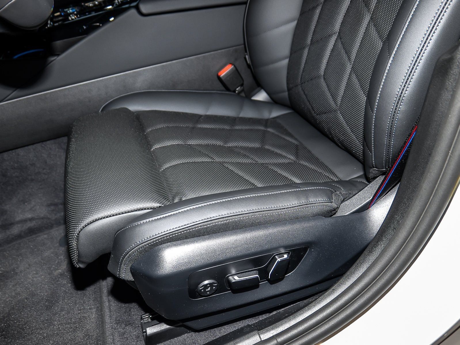 BMW i5 - Bild 16