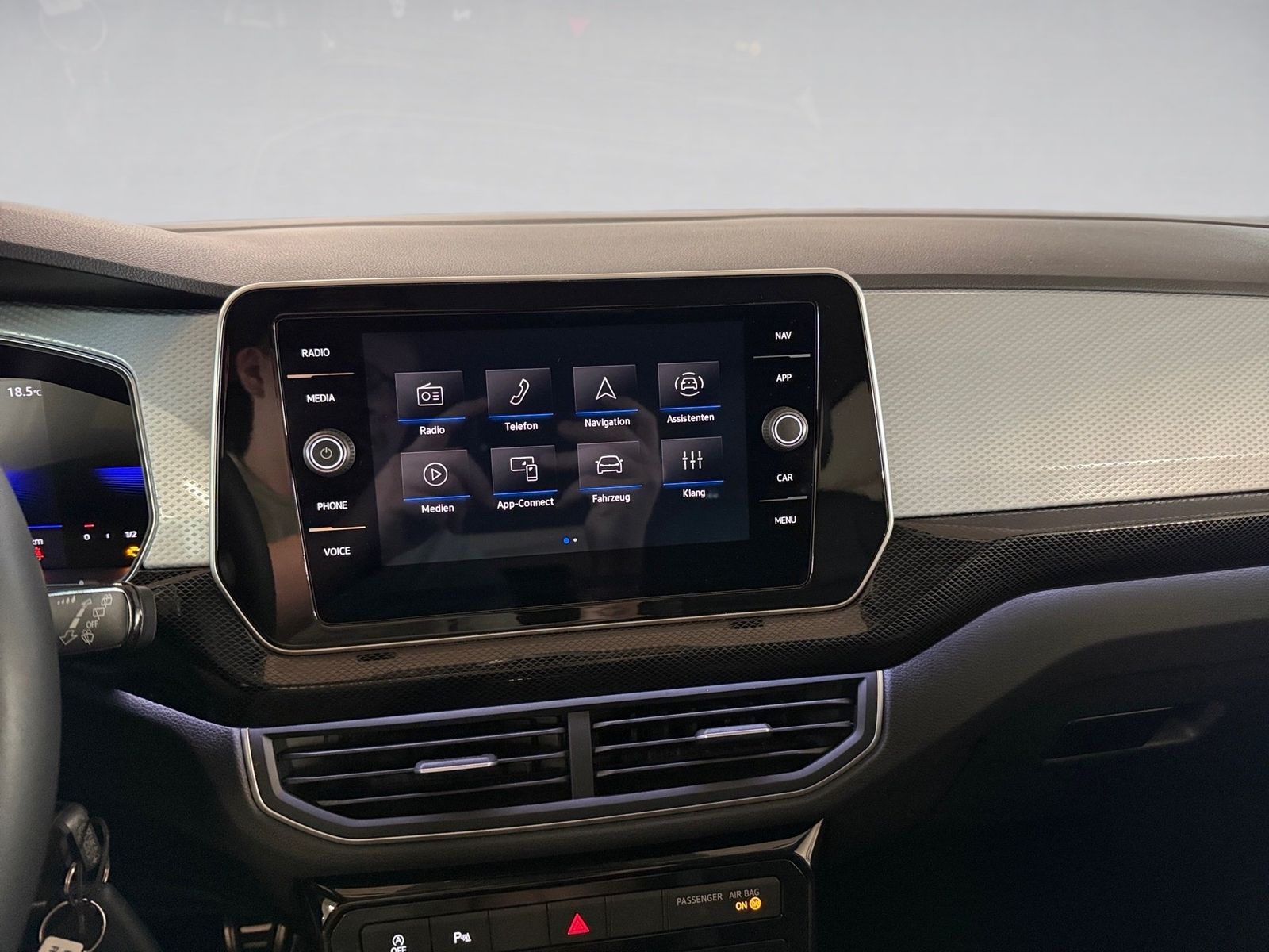 Volkswagen T-Cross - Bild 17
