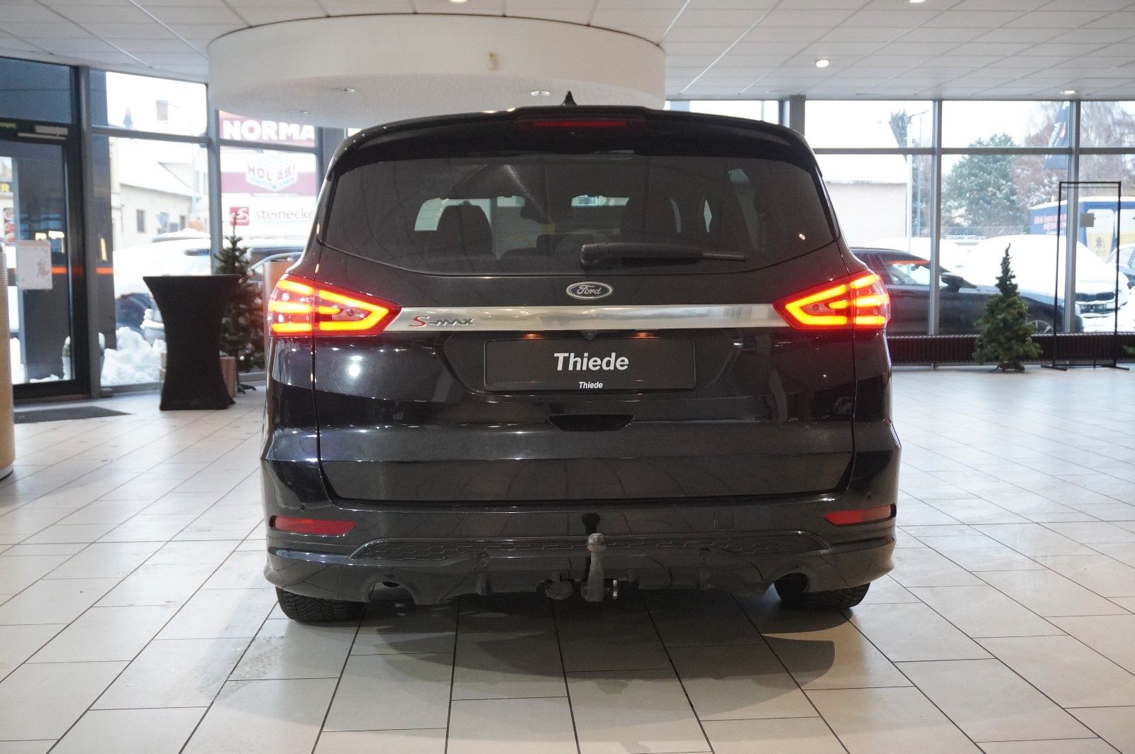 Fahrzeugabbildung Ford S-Max 2.0D ST LINE 7-SITZE NAVI/LED/KAMERA/AHK