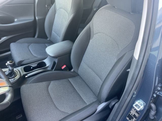 Fahrzeugabbildung Hyundai i30 1.5 T-GDI Mild-Hybrid, Edition 30 Autom. Rüc