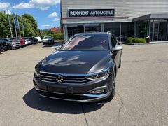 VW Passat Alltrack 200PS  #STH-AHK-H&K-19"-Matrix