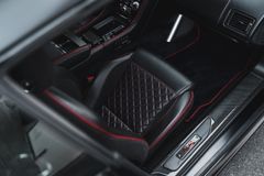 Fahrzeugabbildung Aston Martin DBS 6.0 Touchtronic *Carbon / Unikat*