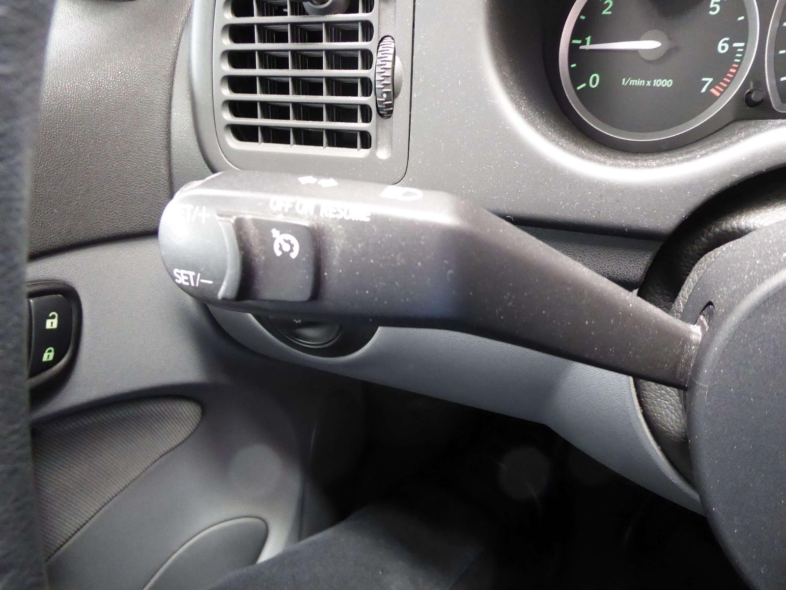 Fahrzeugabbildung Saab 9-3 1.8 t Sport-Kombi Aut. Linear, Hirsch Leistu