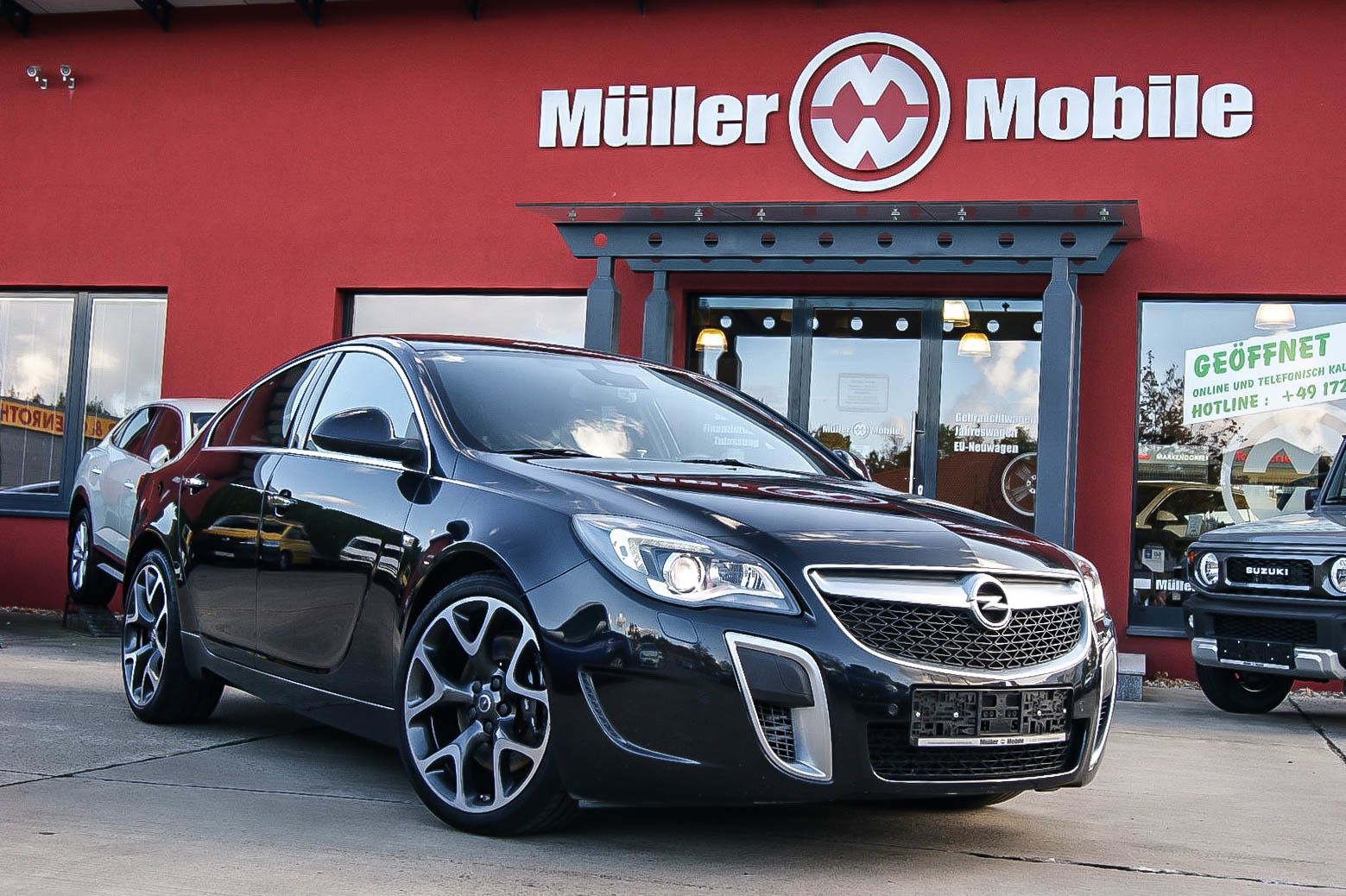 Fahrzeugabbildung Opel Insignia OPC 4x4 Limousine 2.8 V6 RECARO SPORT