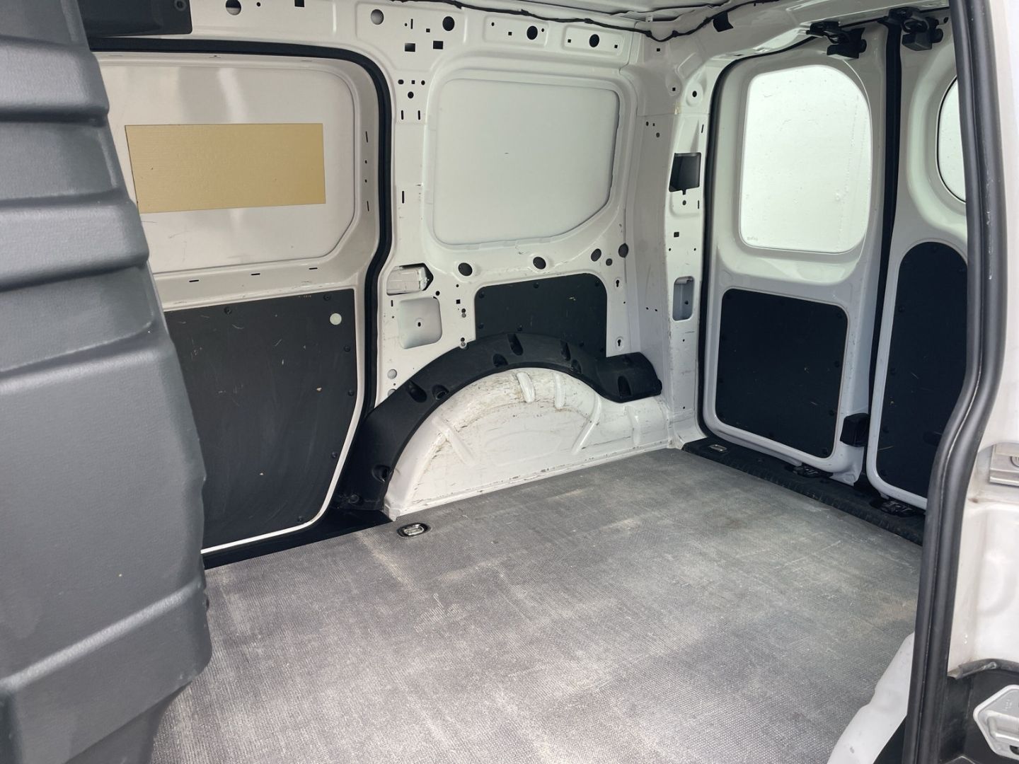 Caddy Cargo 1.5 TSI EcoProfi AHK/Navi/PDC/Climat