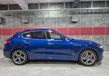 Maserati Levante Benzin 3.0 V6 316kW S GRANSPORT SQ4 - blaue Maserati Levante