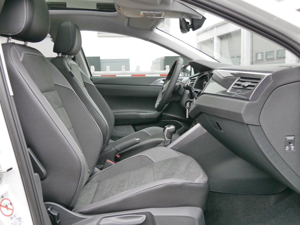 Fahrzeugabbildung Volkswagen Polo Style 1.0 TSI DSG Navi RFK