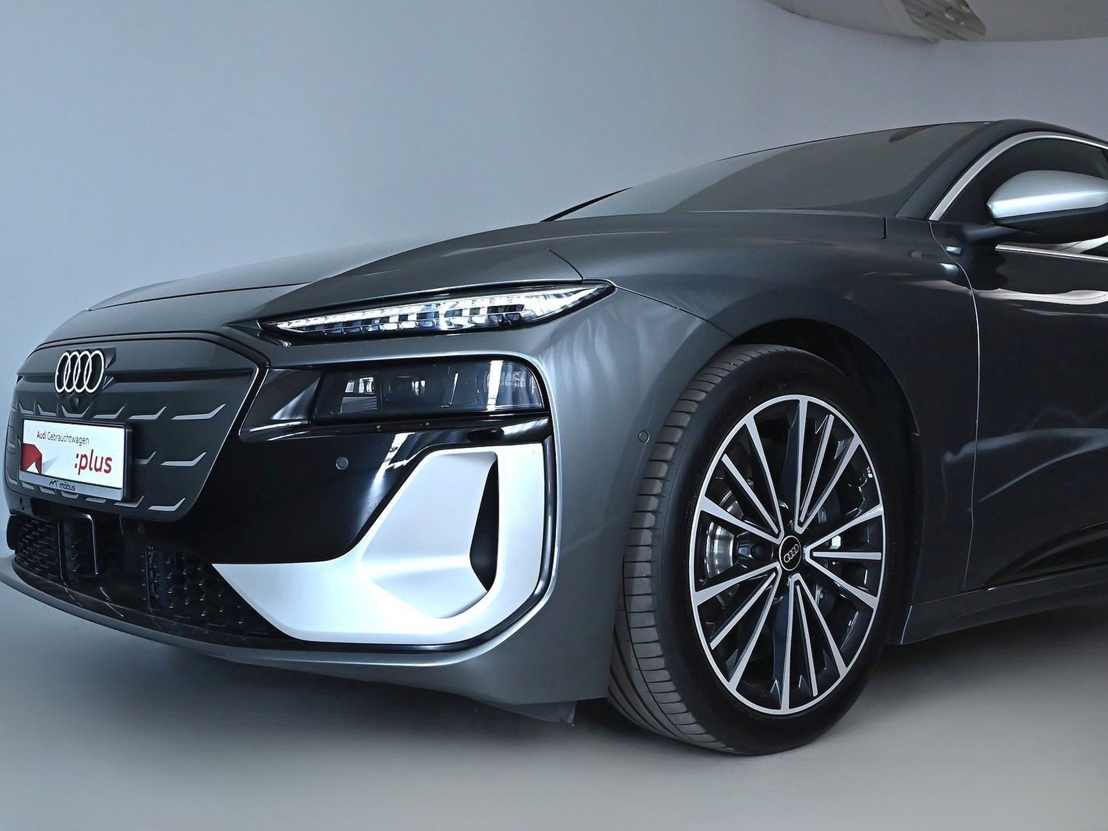 Audi S6 e-tron - Bild 23
