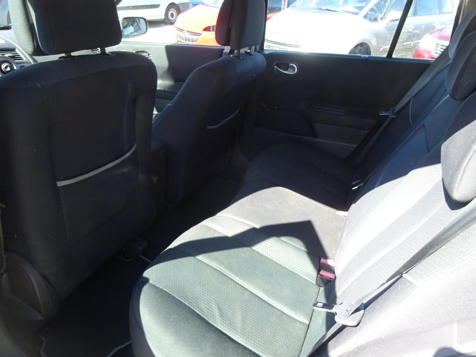 Renault Megane 2004 — photo 8