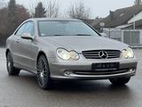 Mercedes-Benz CLK 320 Coupe Avantgarde *XENON*LEDER*SD*NAVI - Mercedes-Benz CLK 320 mit Benzin-Antrieb: Automatik