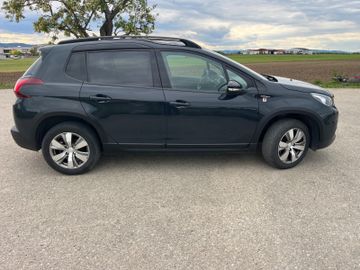 Peugeot 2008 - 4