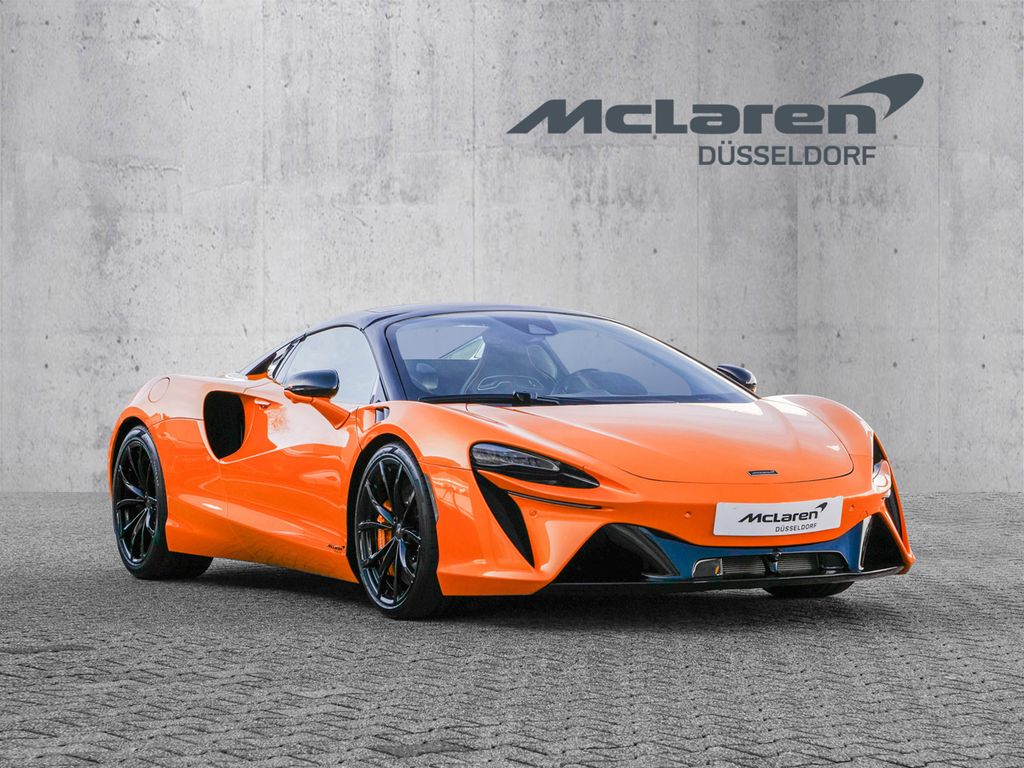 Image of McLaren Artura