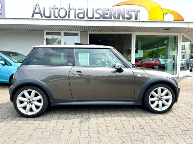 MINI Cooper S *Leder+Panorama+Navi+Xenon*