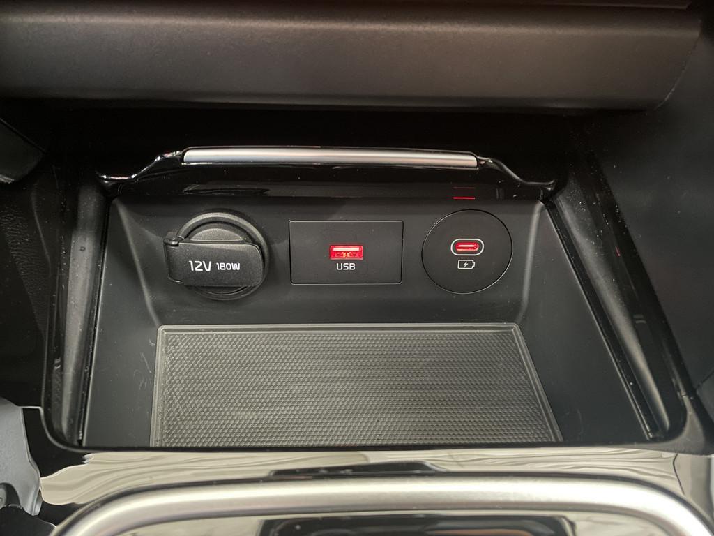 Kia Ceed SW 1.5 T-GDI DCT Spirit