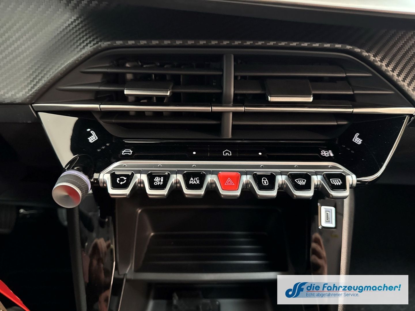 Fahrzeugabbildung Peugeot 208 Style LED Fahrerprofil DAB SHZ Keyless Start