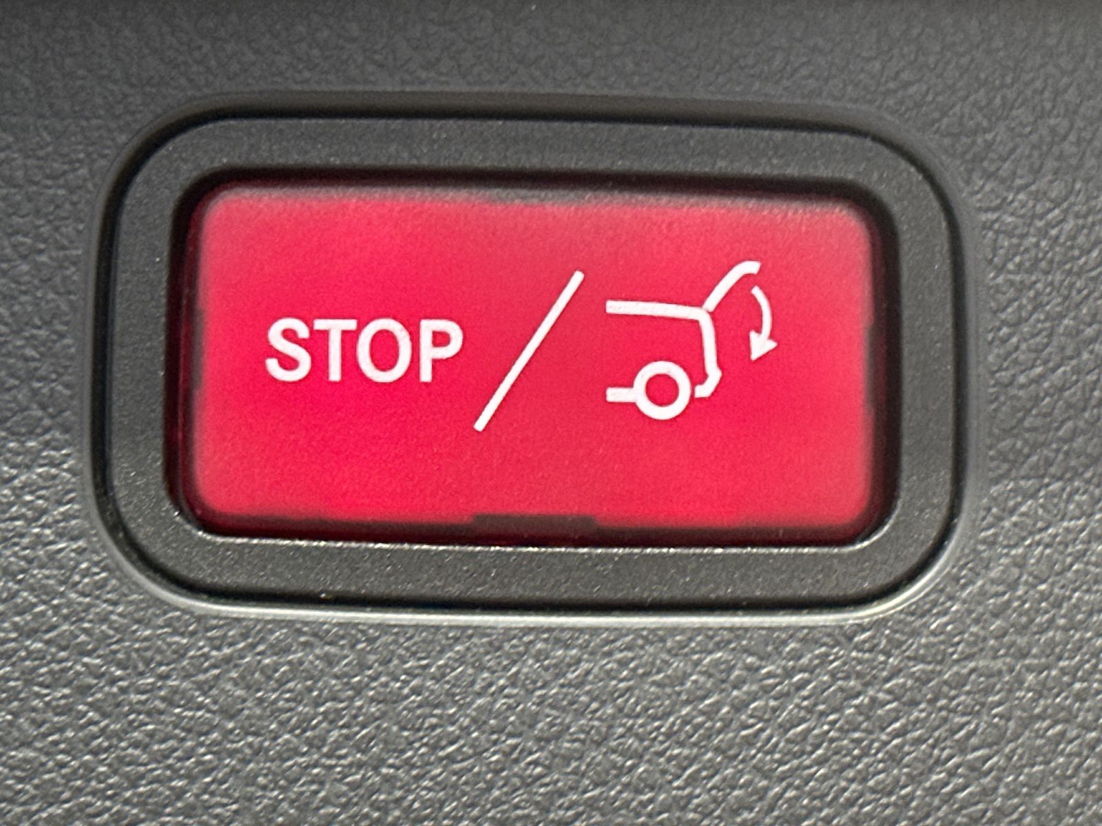 Fahrzeugabbildung Mercedes-Benz C 220d T Avantgarde NAV+LED+BURMESTER+ACC+V-COCK