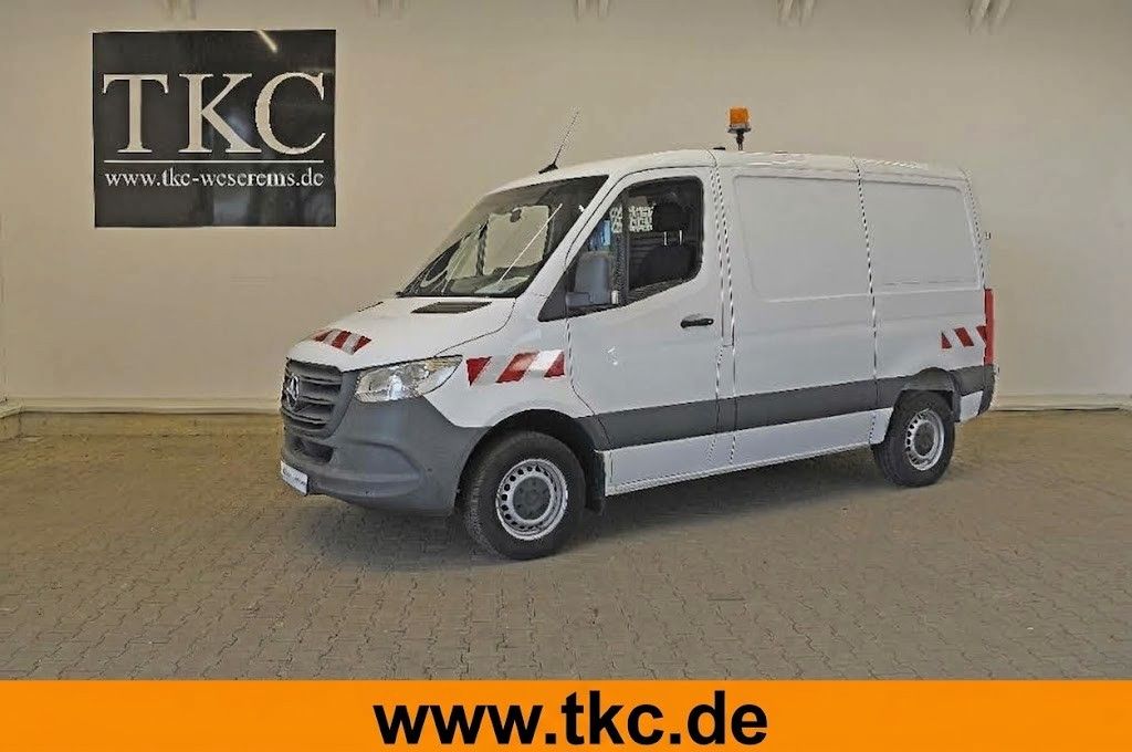 Image of Mercedes-Benz Sprinter
