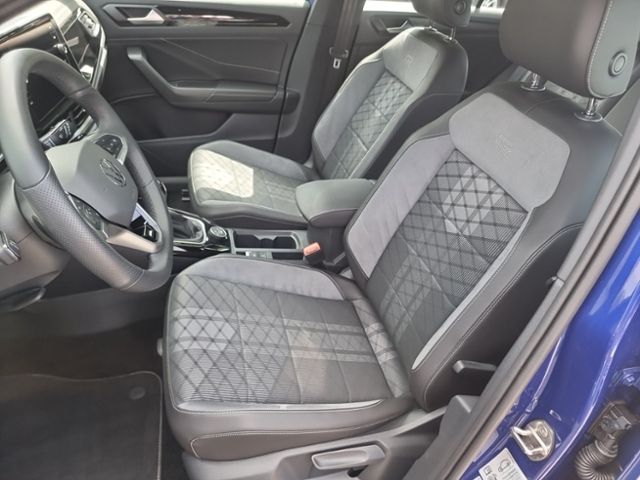 Fahrzeugabbildung Volkswagen T-Roc 2.0 TSI 4MOTION R-LINE PANO LED-PLUS KLIMA