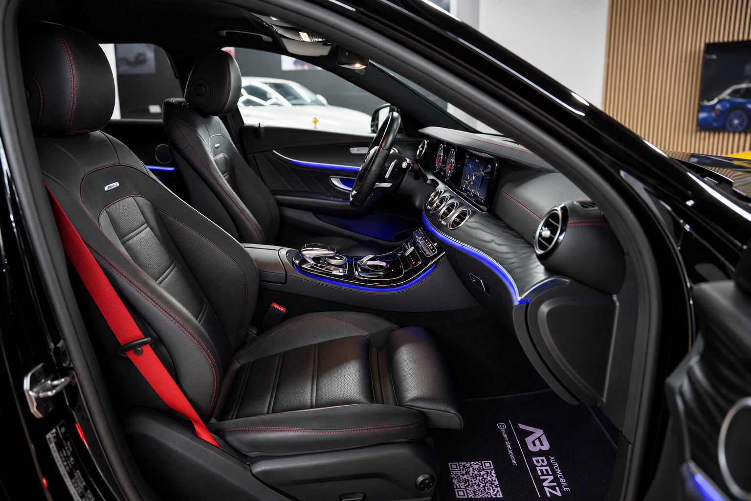 Fahrzeugabbildung Mercedes-Benz E 43 AMG E 43 AMG 4Matic *Ambiente*MultibeamLED*