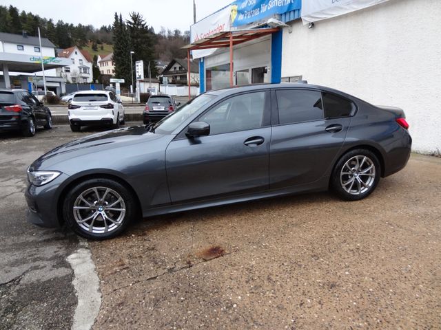 Fahrzeugabbildung BMW 320d Sport Line/1.Hd/Virtual/AHK/Leder Navi/