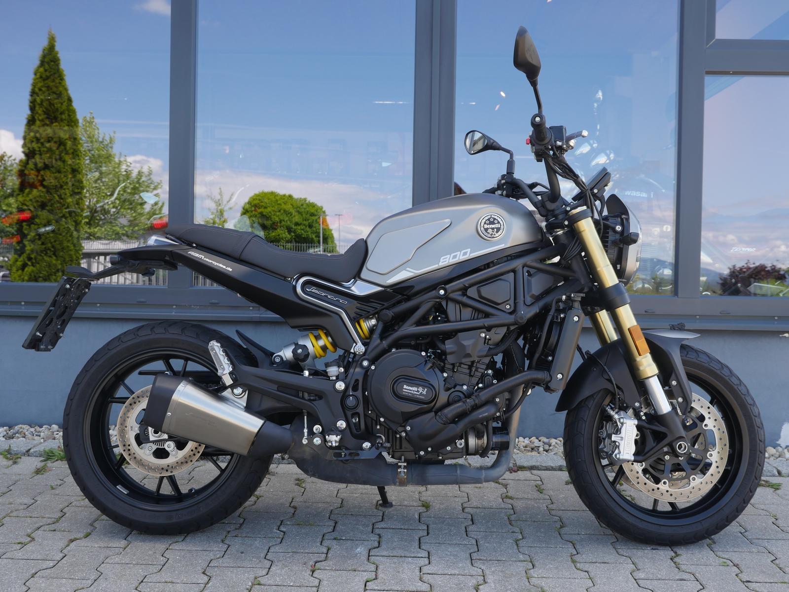 Benelli Leoncino 800 - dt. Modell - Grau - TOP